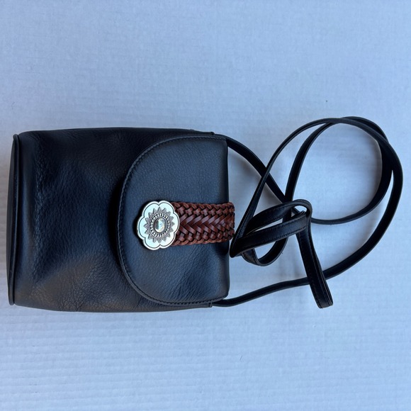 One World by Brighton Black Leather Crossbody Bag Braided Detail Silver Concho - Picture 6 of 8